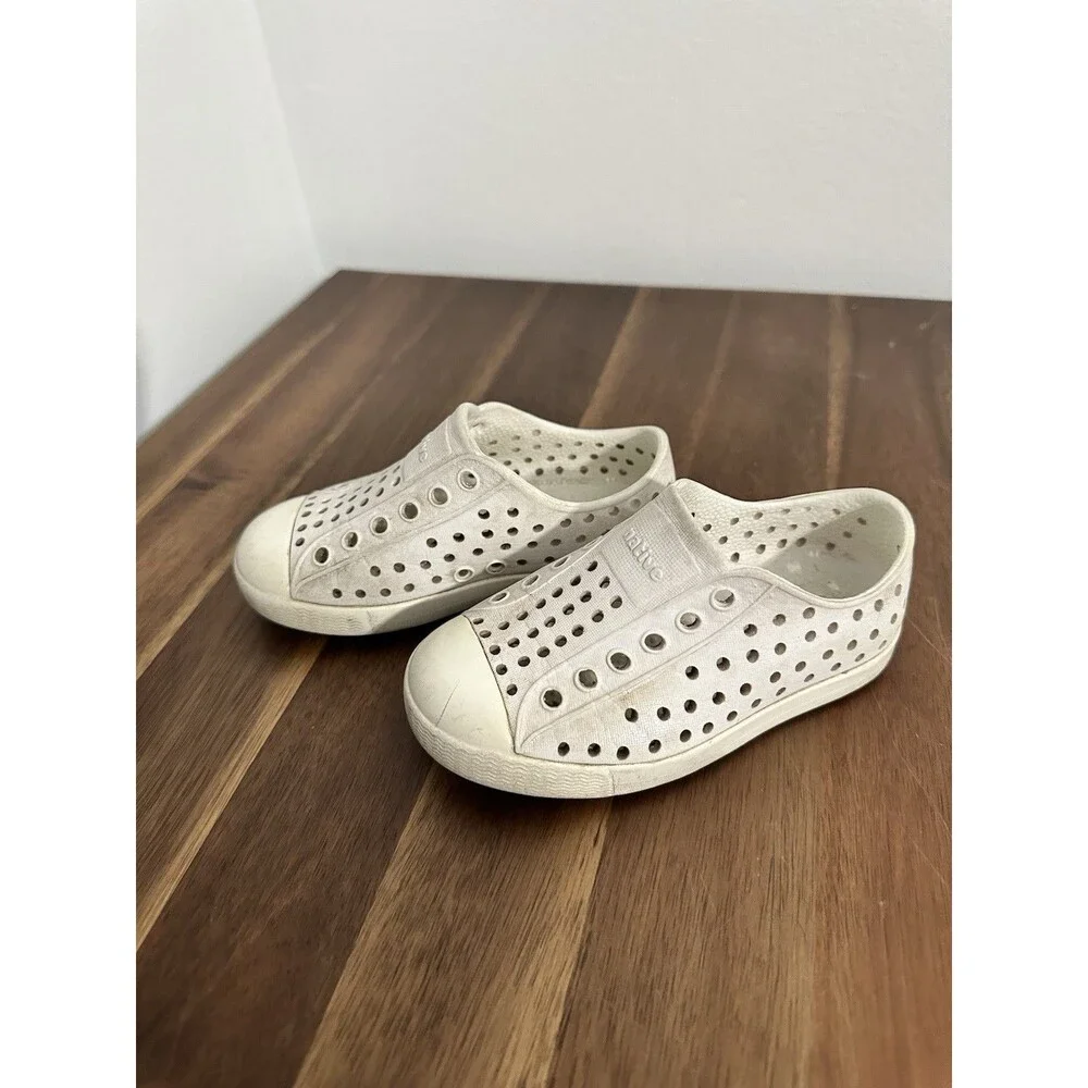 Native White Slip On Shoes Child Size C7 Unisex